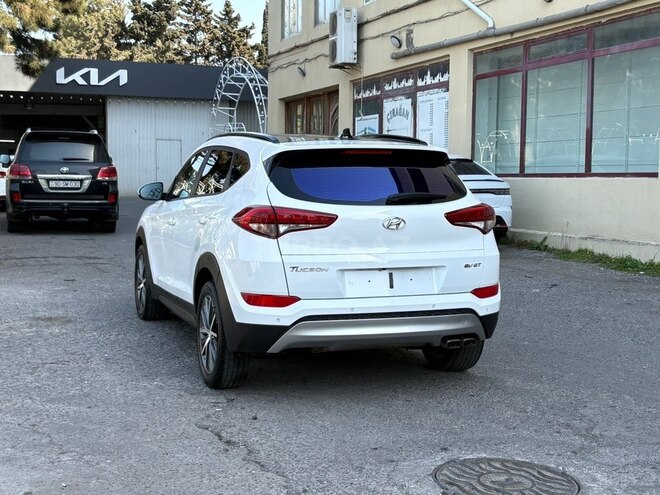 Hyundai Tucson 2017, 178,000 km - 2.0 л - Bakı