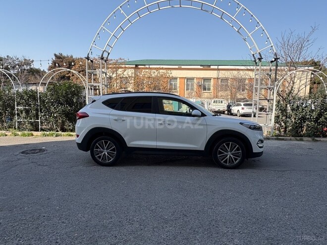 Hyundai Tucson 2017, 178,000 km - 2.0 л - Bakı