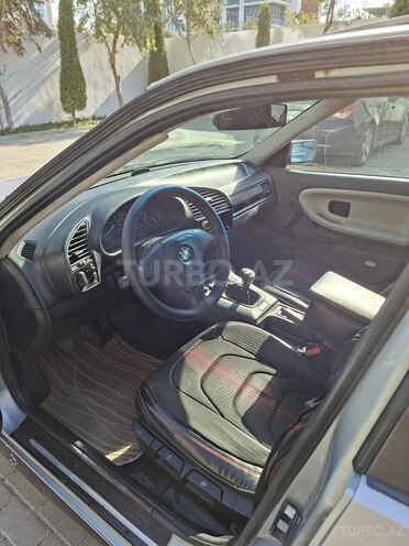 BMW 318 1994, 498,000 km - 1.8 l - Bakı