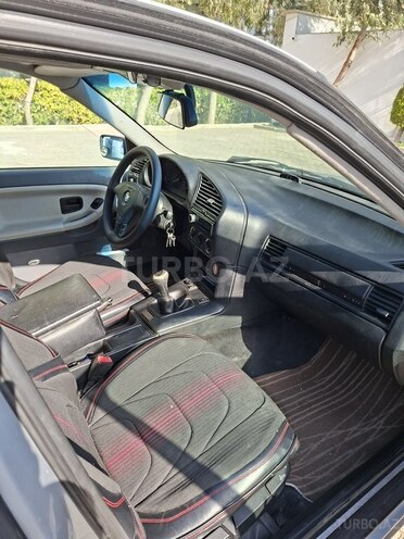 BMW 318 1994, 498,000 km - 1.8 l - Bakı