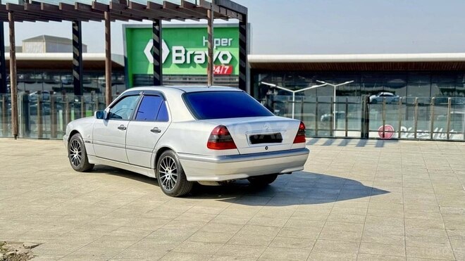 Mercedes C 200 2000, 344,432 km - 2.0 л - Bakı