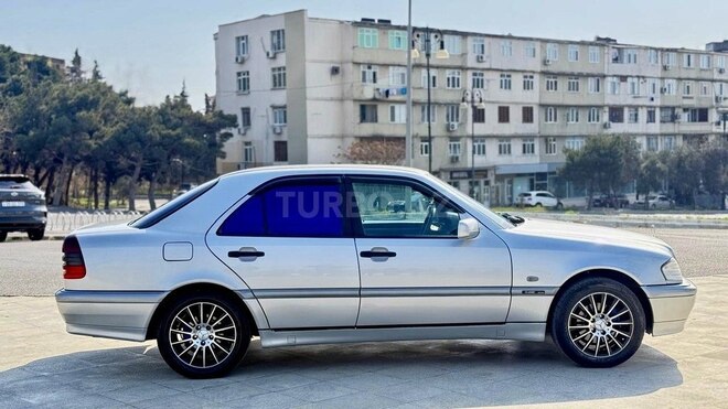Mercedes C 200 2000, 344,432 km - 2.0 л - Bakı