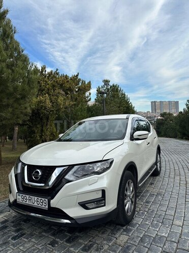 Nissan X-Trail-1