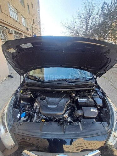 Hyundai Accent 2017, 118,684 km - 1.6 l - Bakı