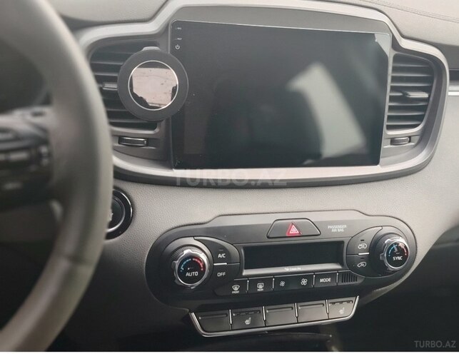 Kia Sorento-3