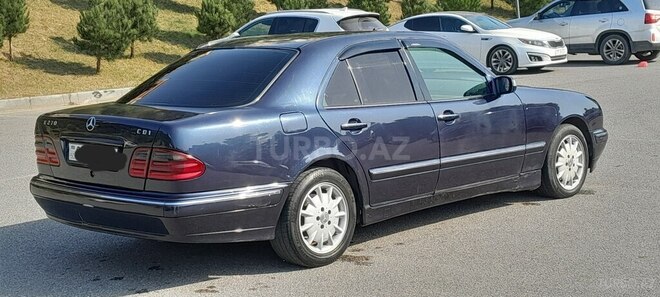 Mercedes E 270 2000, 380,000 km - 2.7 l - Bakı