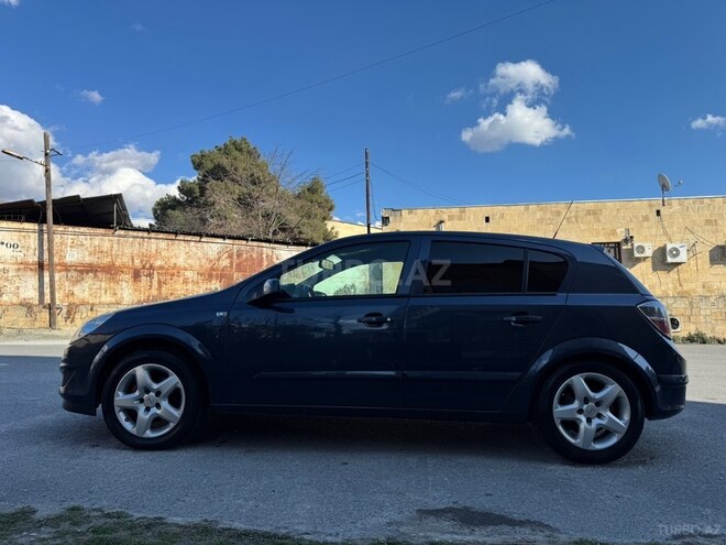 Opel Astra 2008, 205,500 km - 1.4 l - Şəki