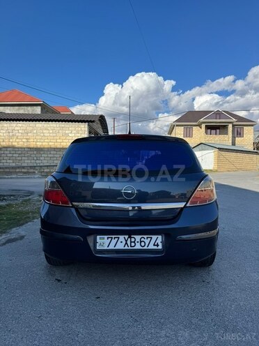 Opel Astra 2008, 205,500 km - 1.4 l - Şəki