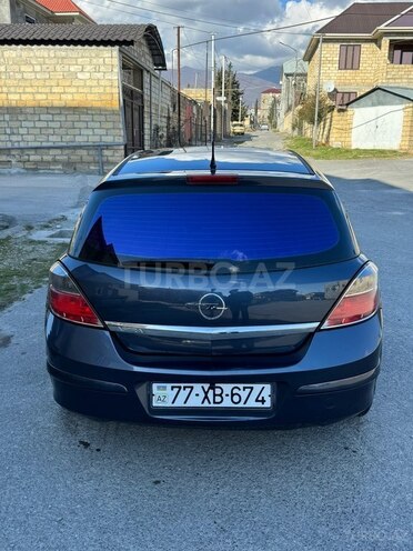 Opel Astra 2008, 205,500 km - 1.4 l - Şəki