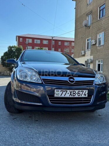 Opel Astra 2008, 205,500 km - 1.4 l - Şəki