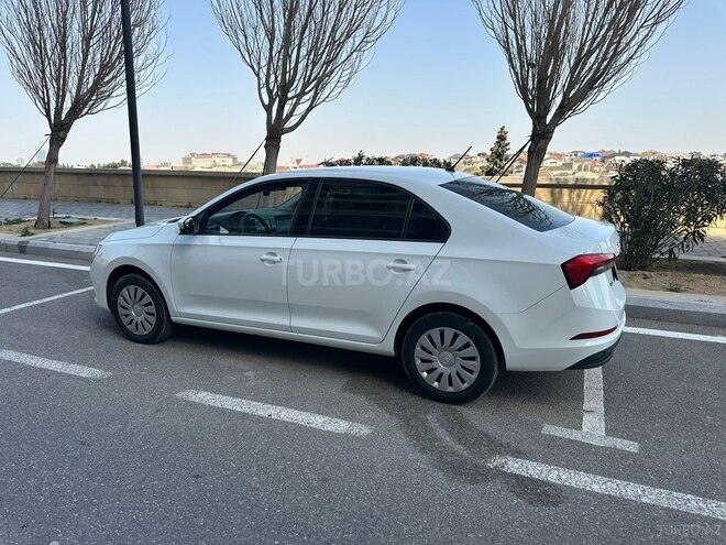 Skoda Rapid 2020, 193,000 km - 1.6 l - Bakı