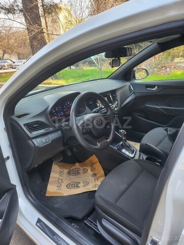 Hyundai Accent 2020, 115,873 km - 1.6 l - Bakı