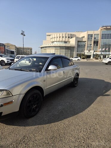 Volkswagen Passat 2001, 360,000 km - 1.8 l - Bakı