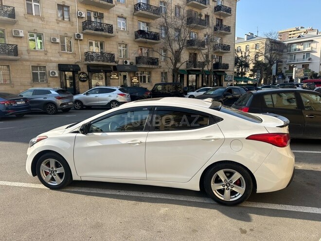 Hyundai Elantra 2013, 219,000 km - 1.8 l - Bakı
