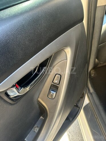 Hyundai Elantra 2013, 219,000 km - 1.8 l - Bakı