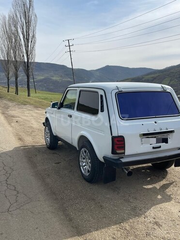 LADA (VAZ) Niva 2007, 150,000 km - 1.7 l - Yardımlı