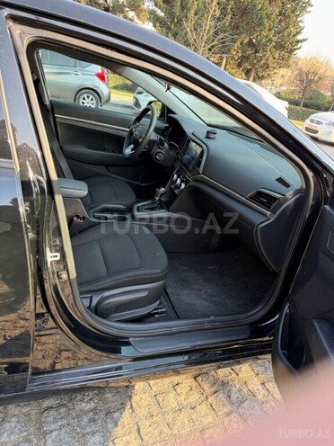 Hyundai Elantra 2019, 73,000 km - 2.0 л - Bakı