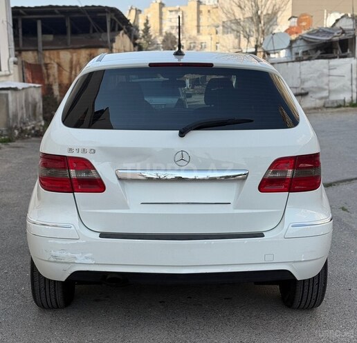 Mercedes B 170 2009, 207,000 km - 1.7 л - Bakı