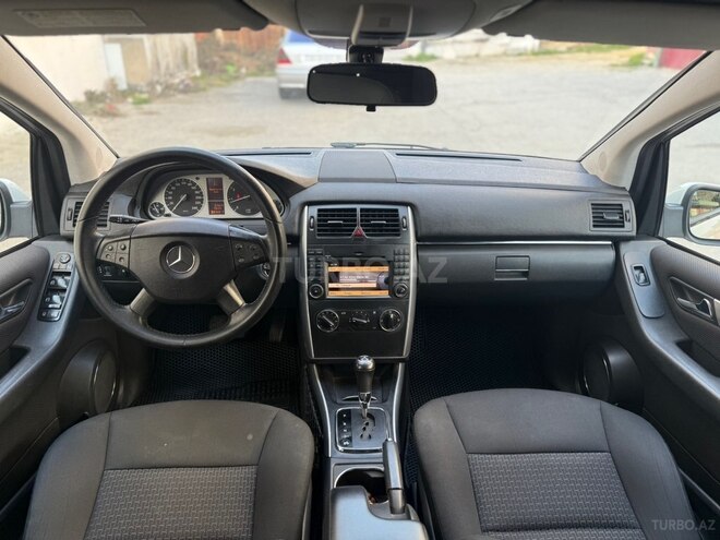 Mercedes B 170 2009, 207,000 km - 1.7 л - Bakı