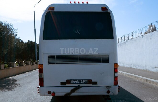 Mercedes 0303-2