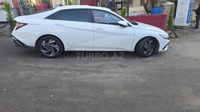 Hyundai Elantra 2024, 40,000 km - 1.5 л - Bakı