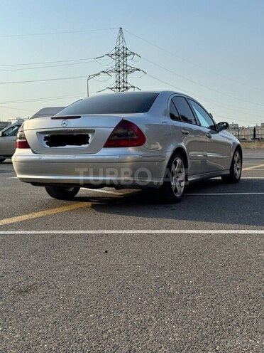 Mercedes E 320 2005, 425,000 km - 3.2 l - Bakı