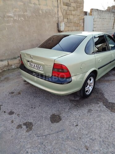 Opel Vectra 1995, 227,230 km - 2.0 l - Bakı