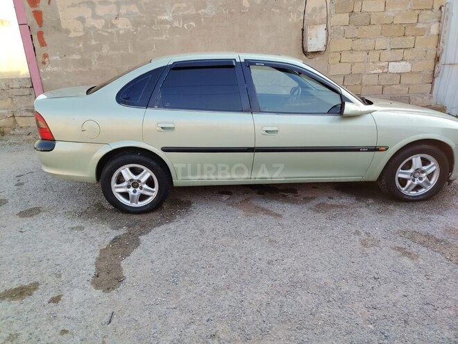 Opel Vectra 1995, 227,230 km - 2.0 l - Bakı