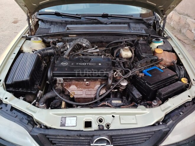 Opel Vectra 1995, 227,230 km - 2.0 l - Bakı