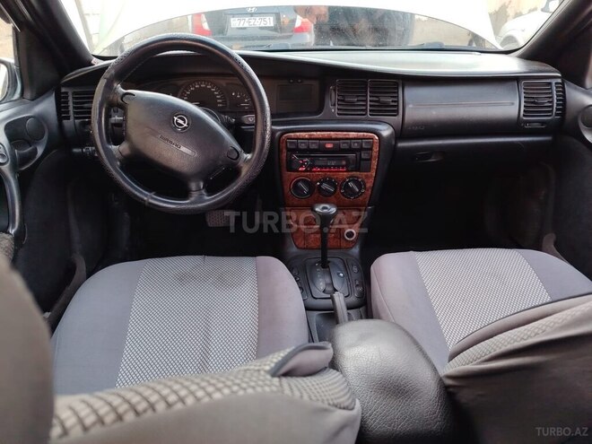 Opel Vectra 1995, 227,230 km - 2.0 l - Bakı