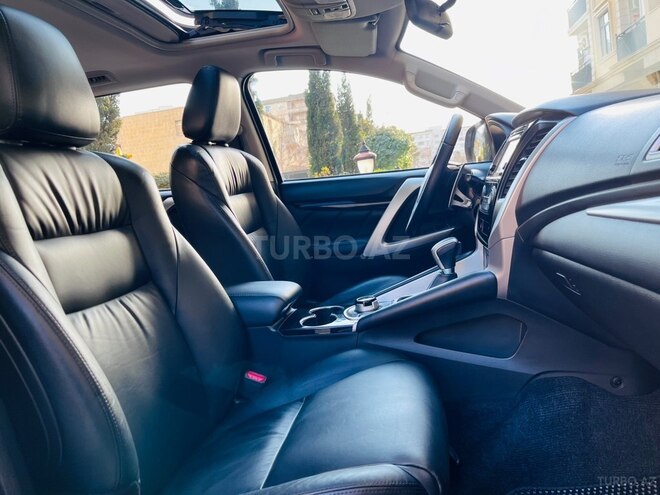 Mitsubishi Pajero Sport 2019, 93,000 km - 3.0 л - Bakı