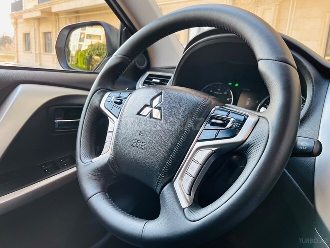 Mitsubishi Pajero Sport 2019, 93,000 km - 3.0 л - Bakı