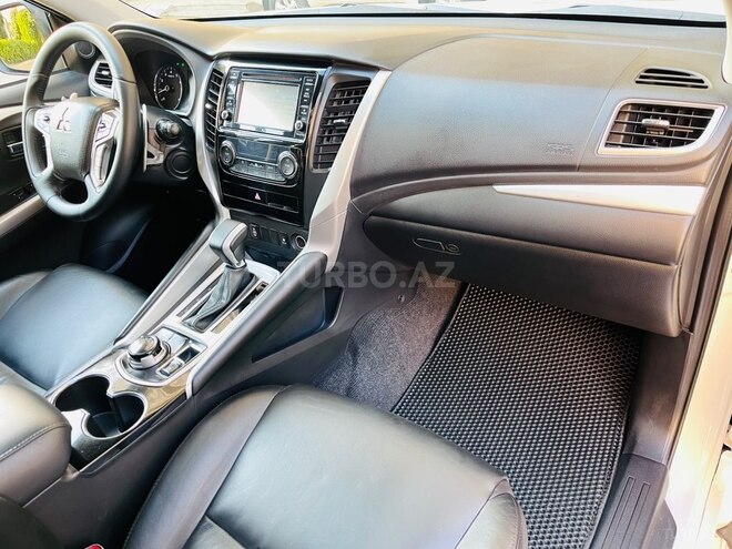 Mitsubishi Pajero Sport 2019, 93,000 km - 3.0 л - Bakı