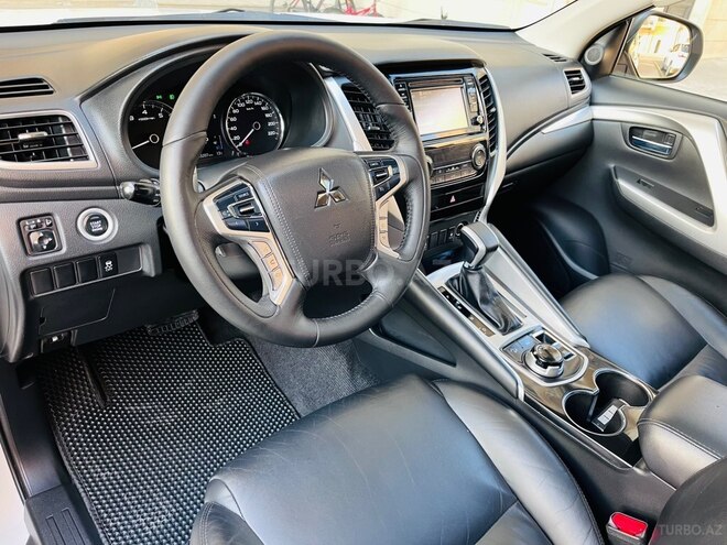 Mitsubishi Pajero Sport 2019, 93,000 km - 3.0 л - Bakı