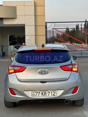 Hyundai i30 2014, 300,214 km - 1.6 л - Bakı