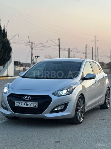 Hyundai i30 2014, 300,214 km - 1.6 л - Bakı