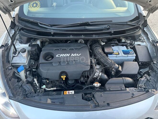 Hyundai i30 2014, 300,214 km - 1.6 л - Bakı