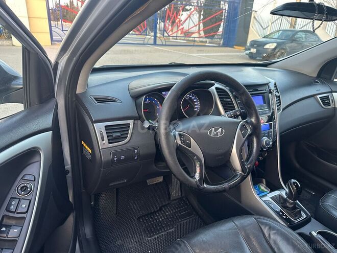 Hyundai i30 2014, 300,214 km - 1.6 л - Bakı