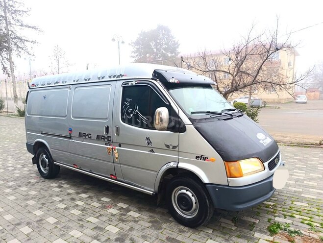 Ford Transit 2002, 432,000 km - 2.5 l - İmişli