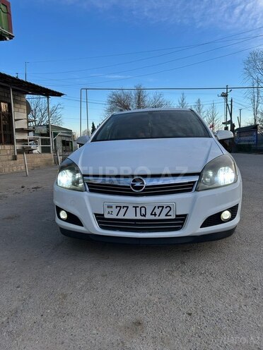 Opel Astra 2008, 270,000 km - 1.4 l - Yevlax