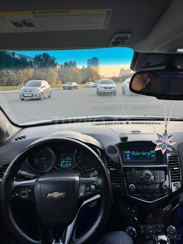 Chevrolet Cruze 2011, 296,924 km - 1.4 л - Bakı