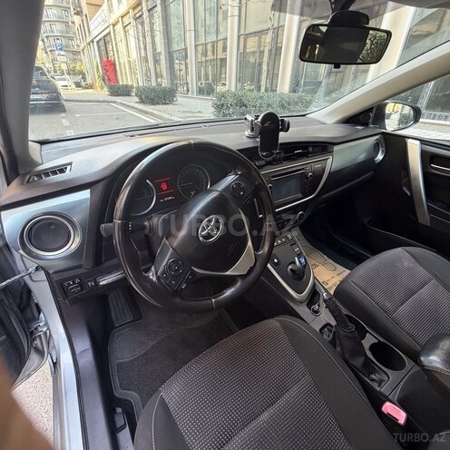 Toyota Auris 2014, 291,000 km - 1.8 l - Bakı