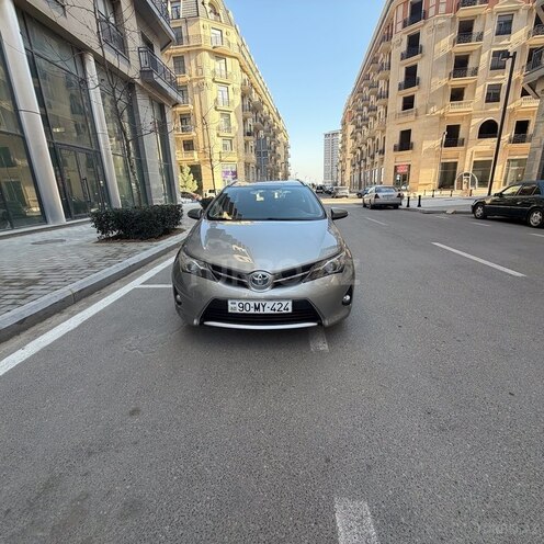 Toyota Auris 2014, 291,000 km - 1.8 l - Bakı