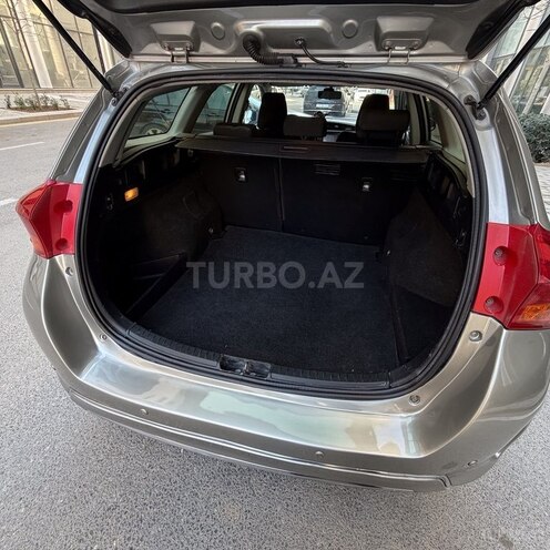 Toyota Auris 2014, 291,000 km - 1.8 l - Bakı