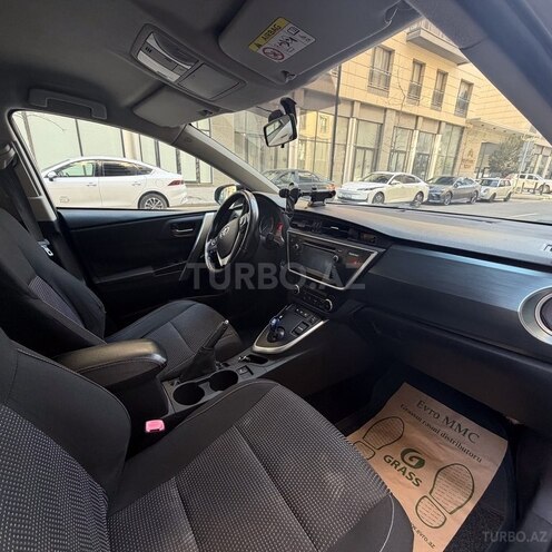 Toyota Auris 2014, 291,000 km - 1.8 l - Bakı