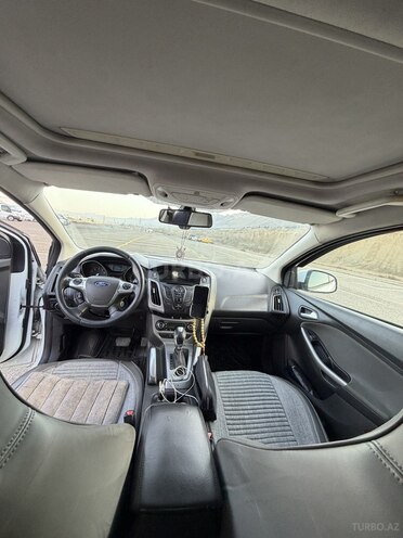 Ford Focus 2013, 260,737 km - 1.6 l - Bakı