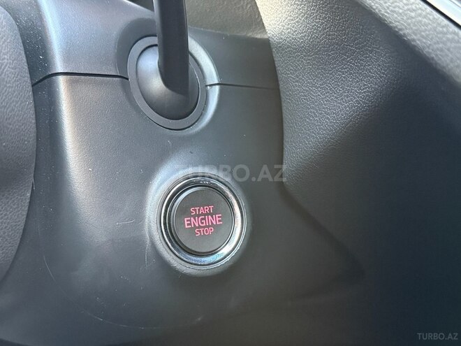 Volkswagen Polo 2021, 49,000 km - 1.6 л - Bakı