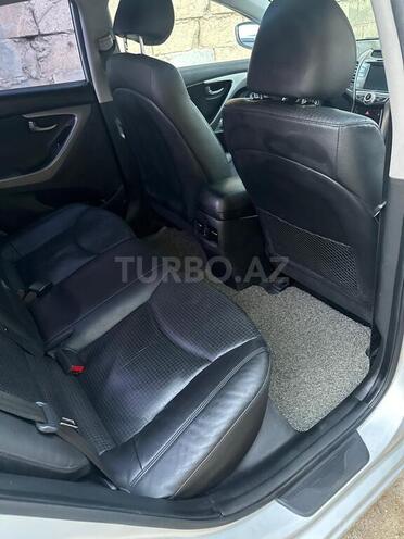 Hyundai Avante 2015, 182,000 km - 1.6 л - Bakı
