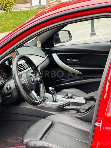 BMW 330 2015, 250,000 km - 2.0 l - Bakı