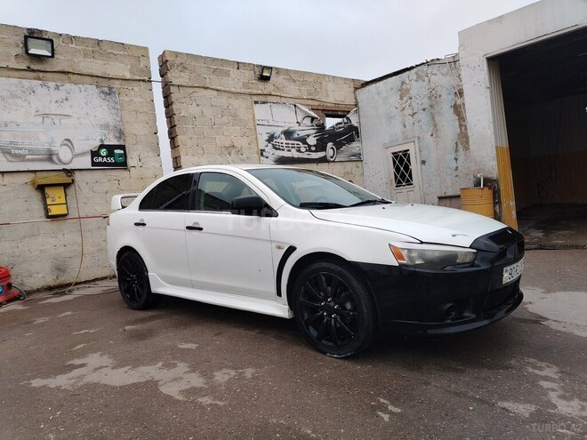 Mitsubishi Lancer 2011, 450,000 km - 1.8 l - Bakı
